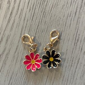 Gold Daisy Enamel zipper pull charms - Pink & Black